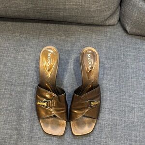 Sesto Meucci Women's Bronze Slide Sandals